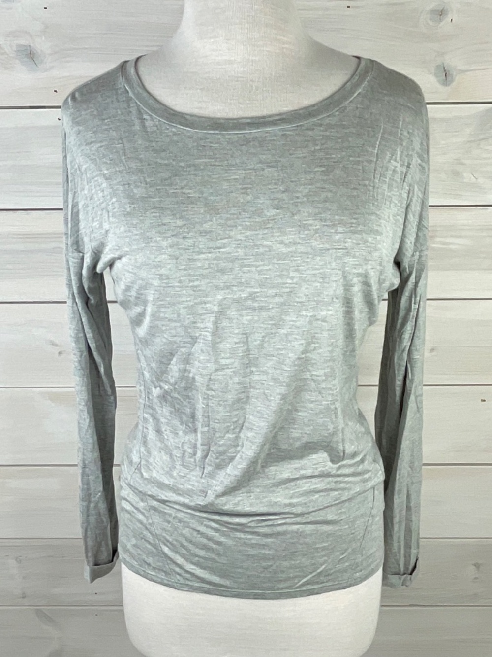 David Lerner Gray Modern Long Sleeve T-Shirt Womens Size Medium - NWT